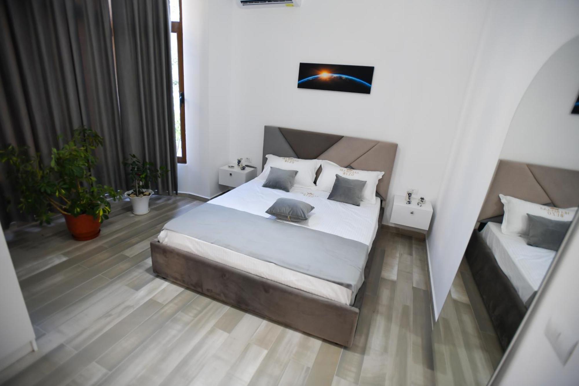 Vila Rivaaa Berat Exteriör bild
